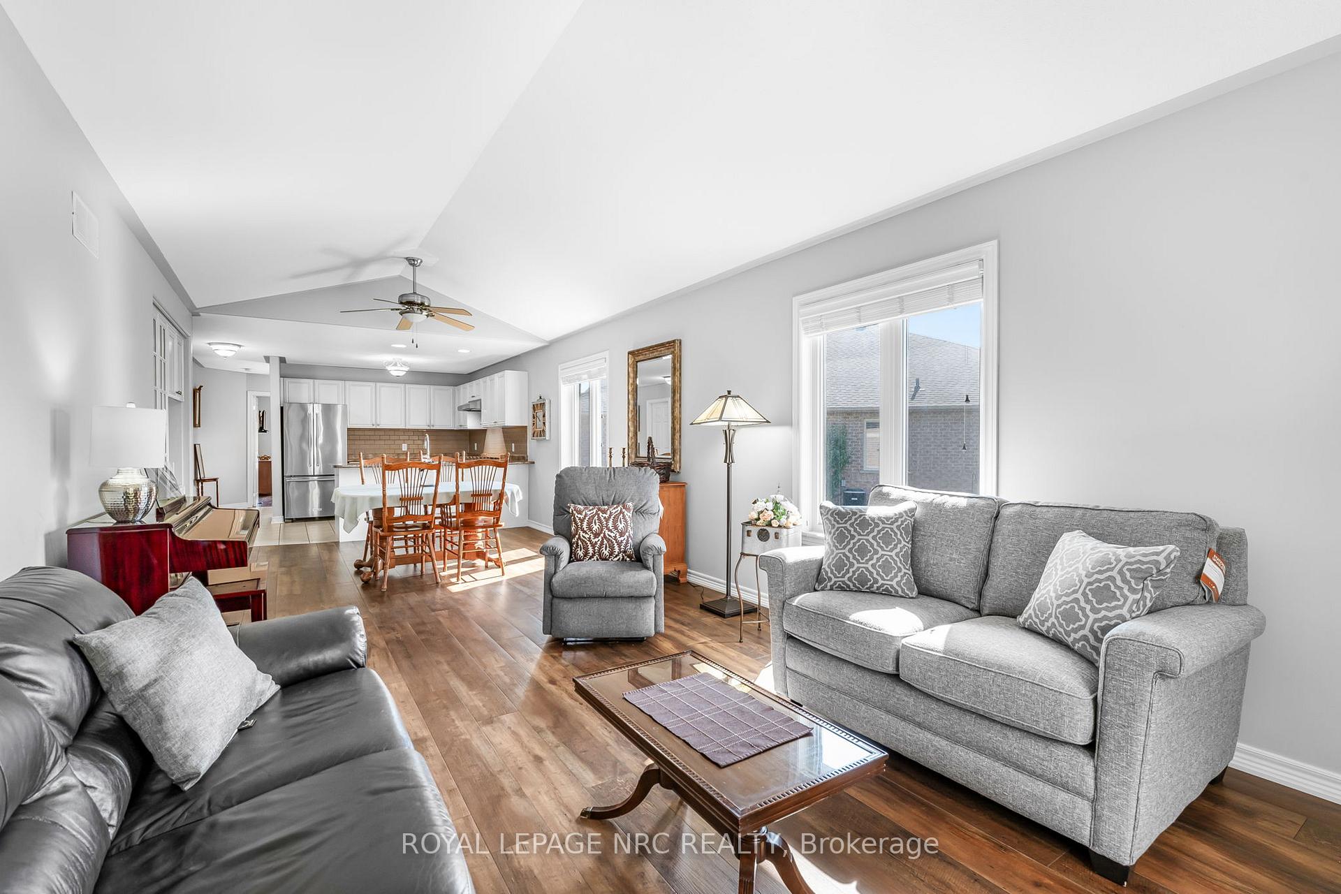 Photo 15 of 67 Bridgewater Court, Welland, N. Welland — HOMEH