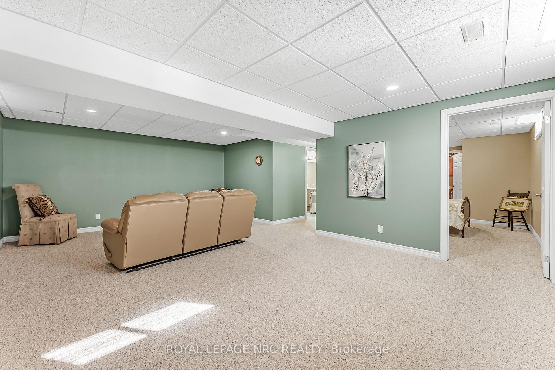 Photo 30 of 67 Bridgewater Court, Welland, N. Welland — HOMEH