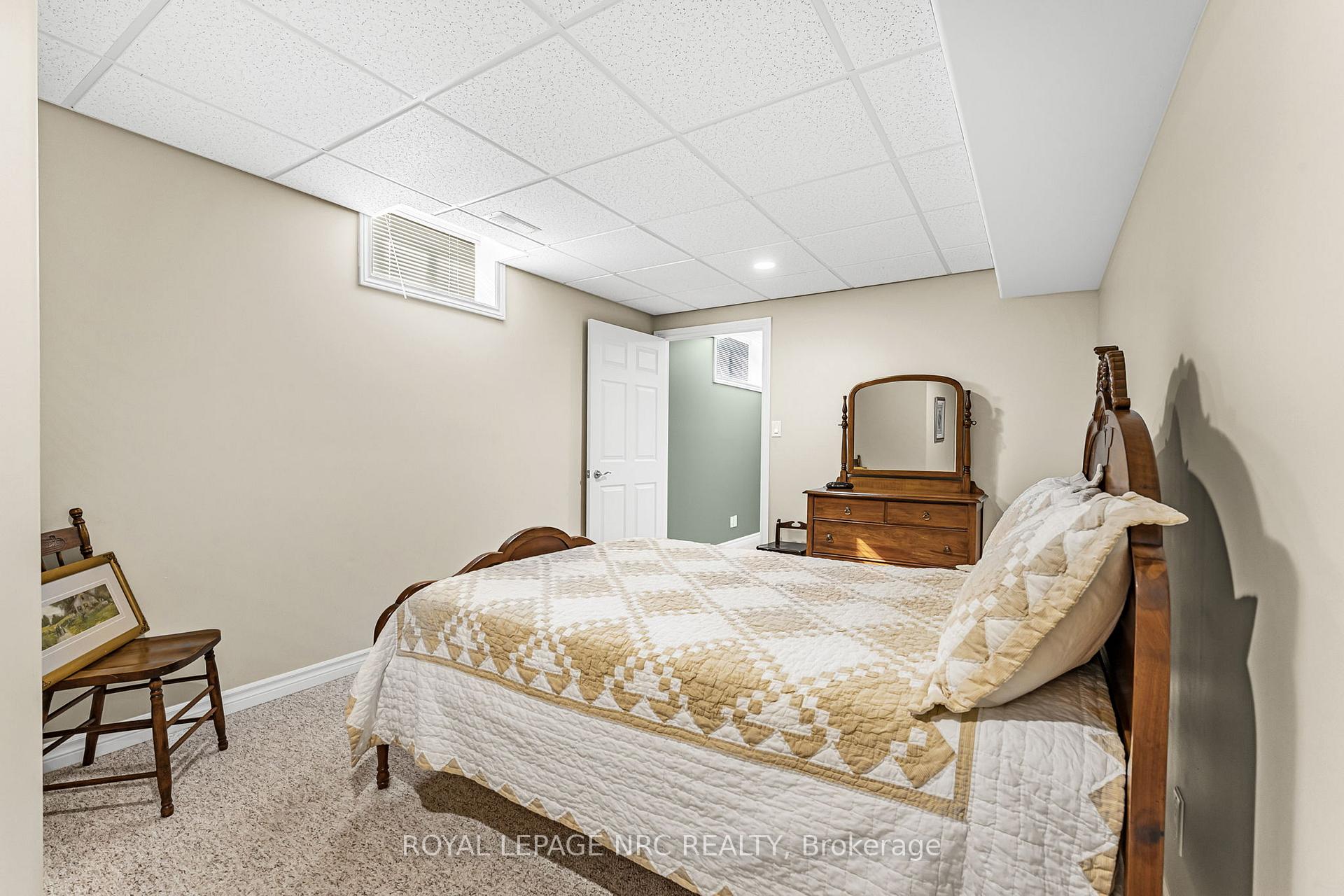 Photo 32 of 67 Bridgewater Court, Welland, N. Welland — HOMEH