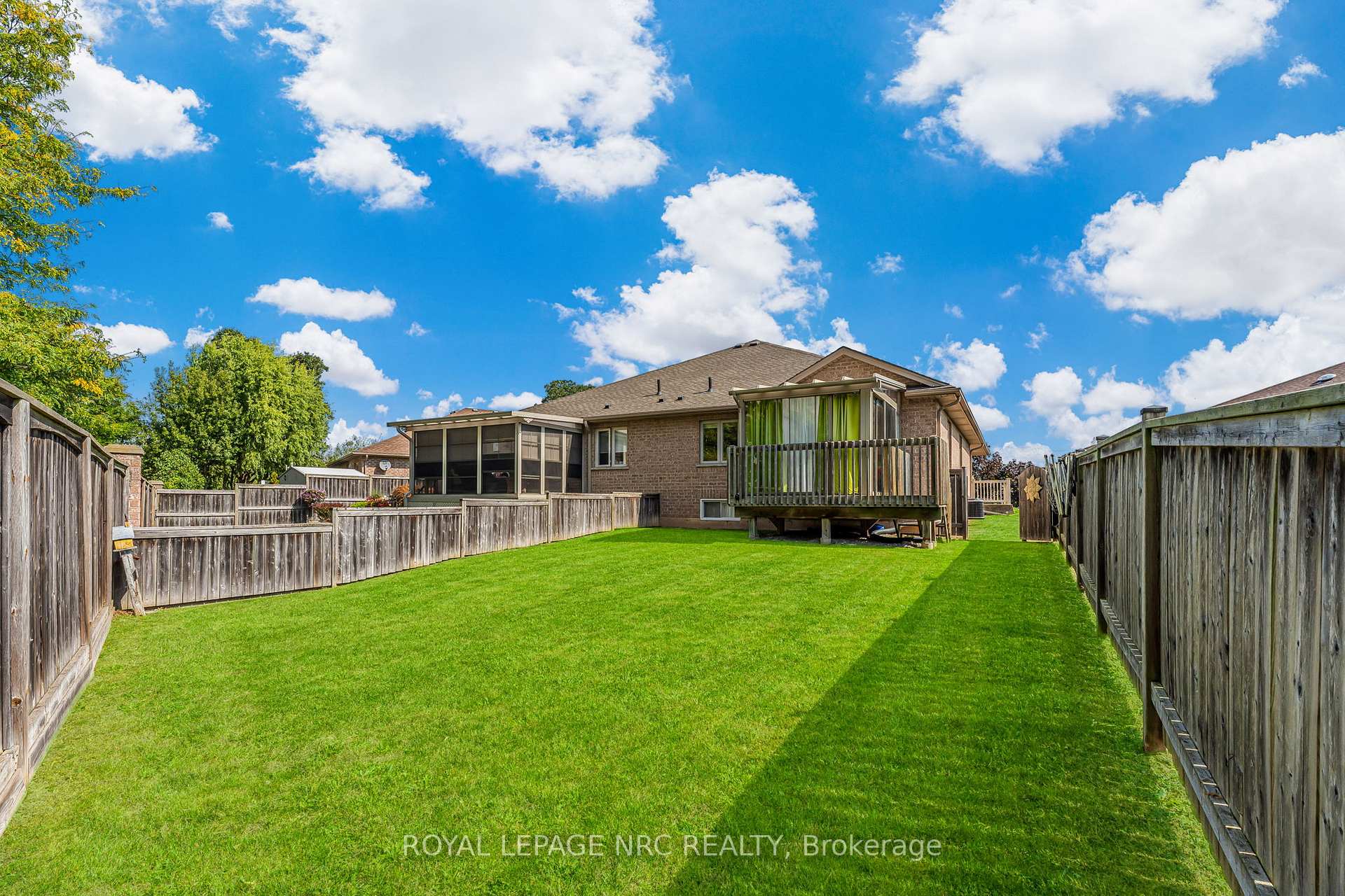 Photo 35 of 67 Bridgewater Court, Welland, N. Welland — HOMEH