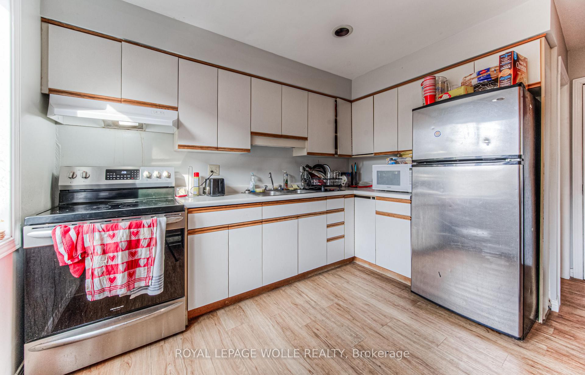 Photo 13 of 22 Ezra Avenue, Waterloo — HOMEH