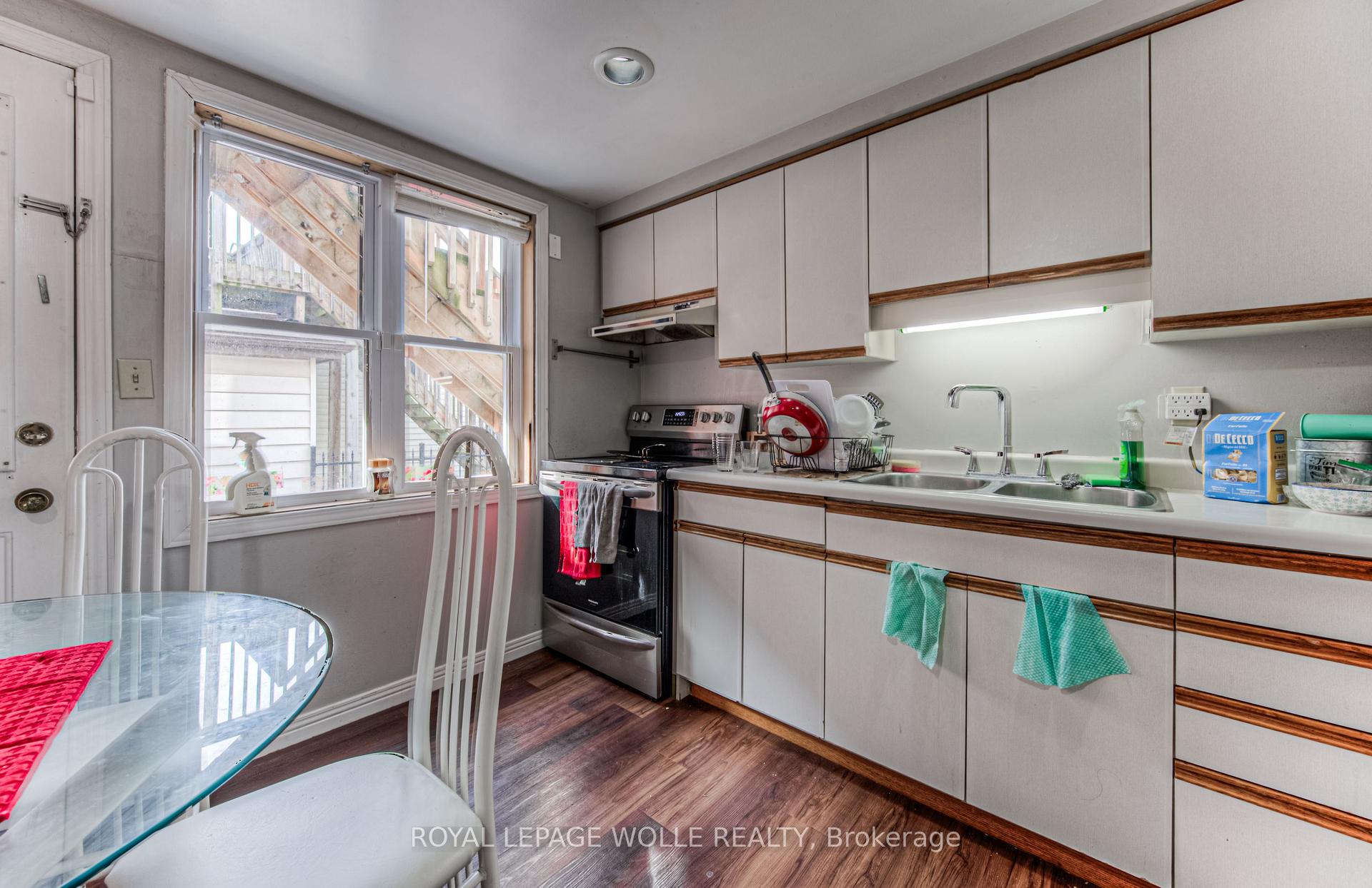 Photo 27 of 22 Ezra Avenue, Waterloo — HOMEH