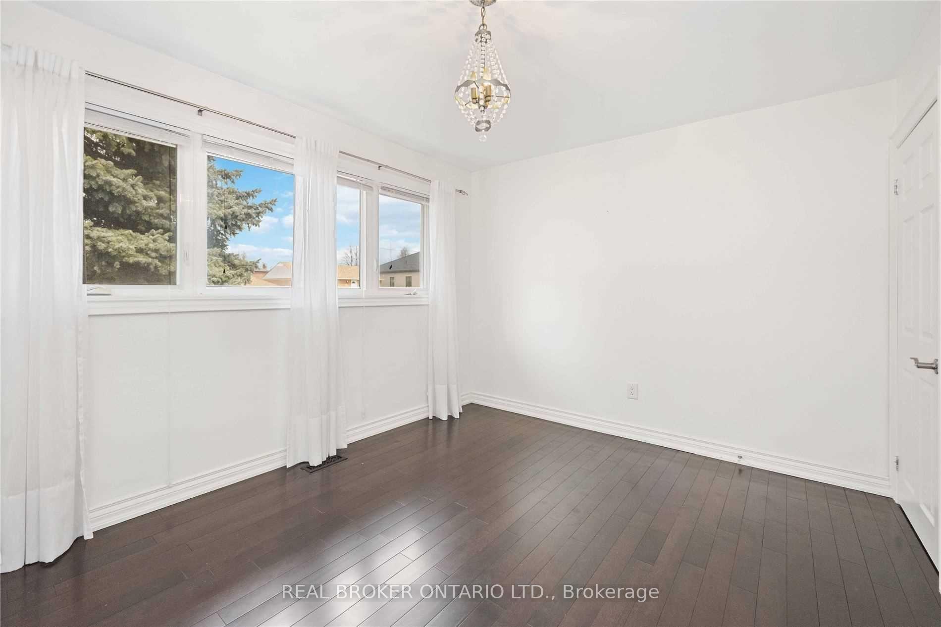Photo 14 of Unit Main, 49 Hurricane Avenue, Vaughan, West Woodbridge — HOMEH
