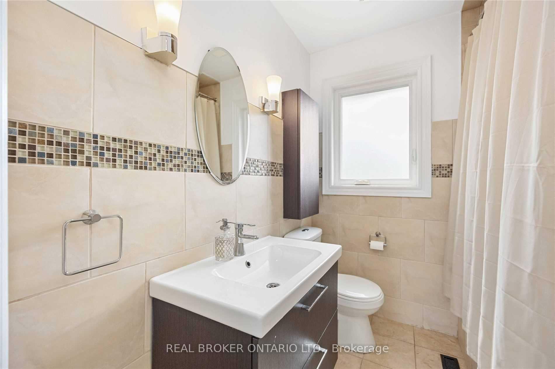 Photo 16 of Unit Main, 49 Hurricane Avenue, Vaughan, West Woodbridge — HOMEH