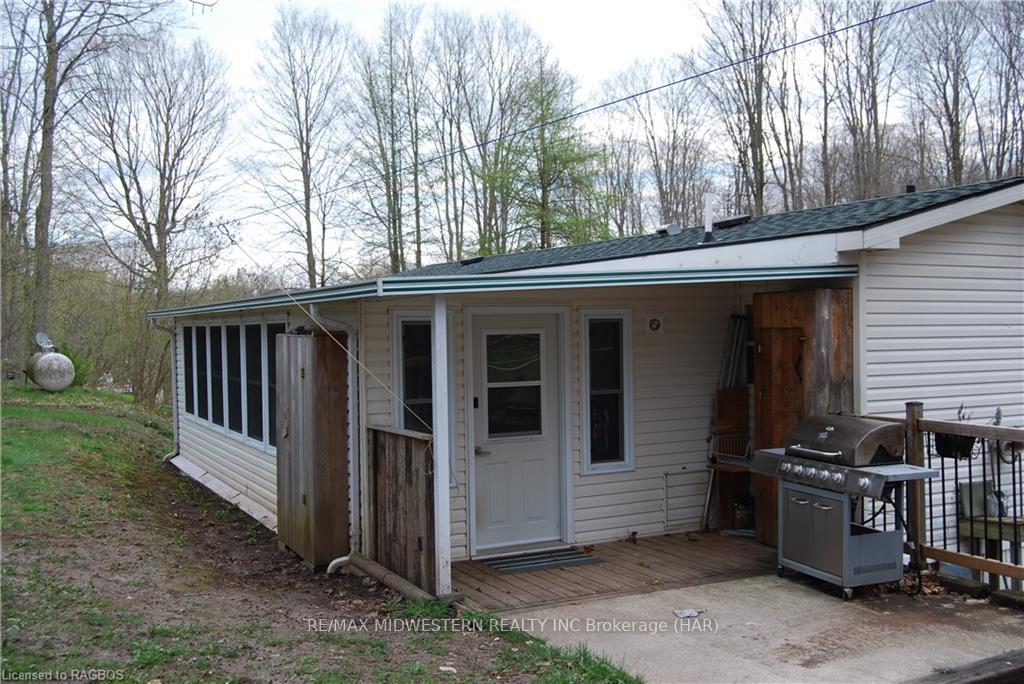 Photo 3 of Unit B9, 142571 Road 35, Rideau Lakes, Rideau Lakes (South Elmsley) Twp — HOMEH