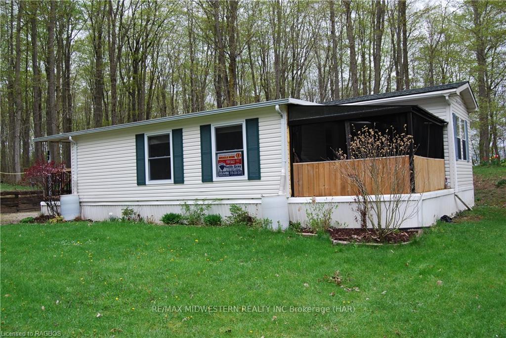 Photo 7 of Unit B9, 142571 Road 35, Rideau Lakes, Rideau Lakes (South Elmsley) Twp — HOMEH