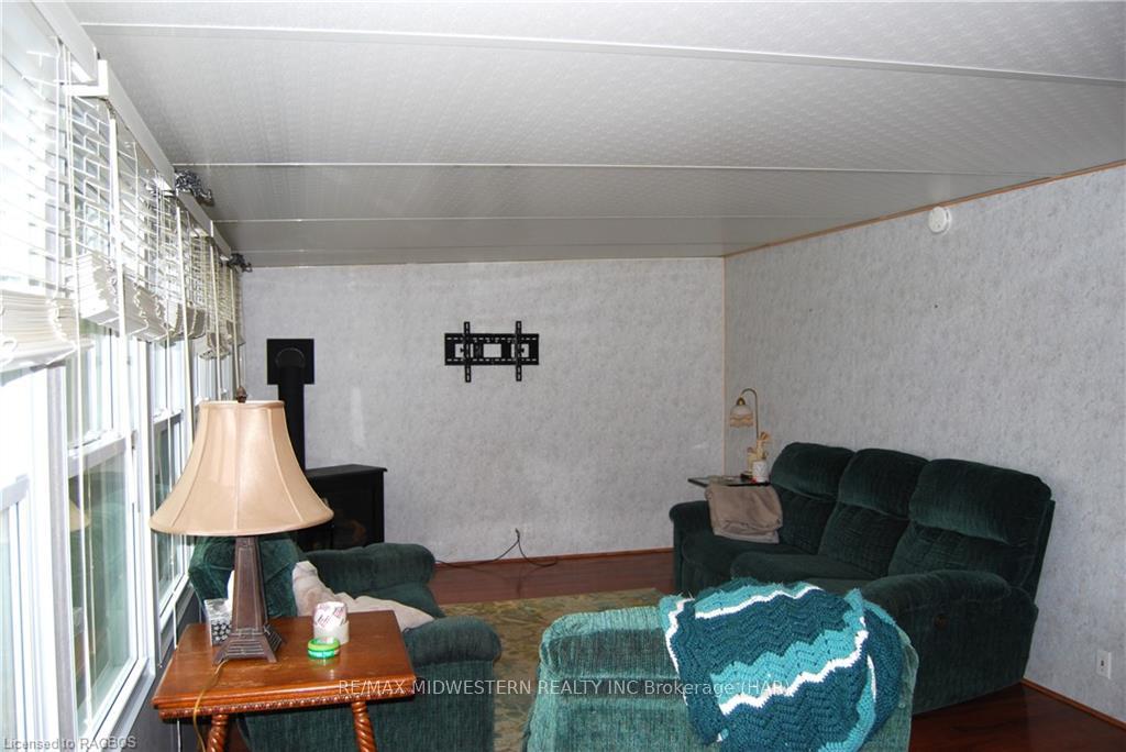 Photo 15 of Unit B9, 142571 Road 35, Rideau Lakes, Rideau Lakes (South Elmsley) Twp — HOMEH