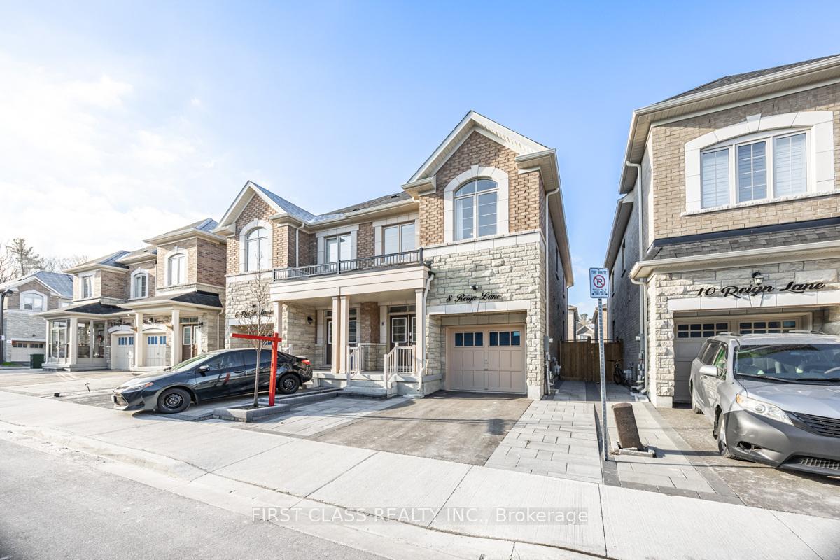 Photo 2 of 8 Reign Lane, Markham, Cedarwood — HOMEH