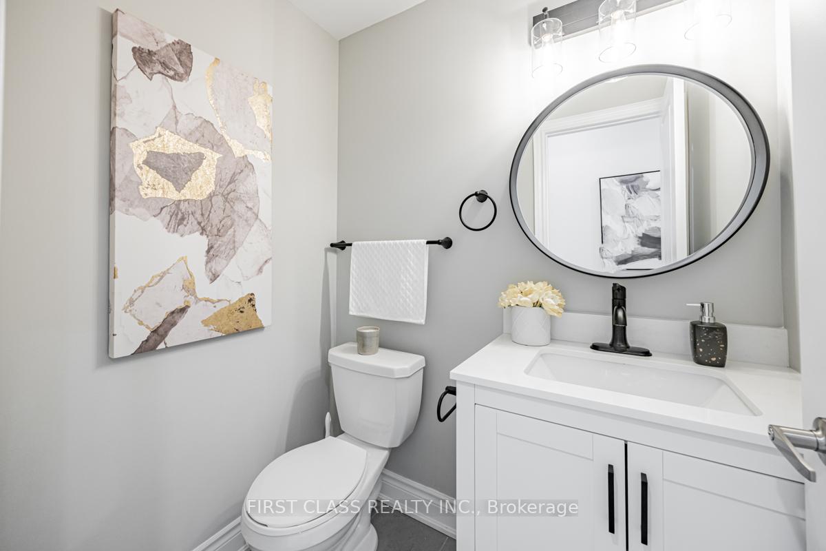 Photo 18 of 8 Reign Lane, Markham, Cedarwood — HOMEH