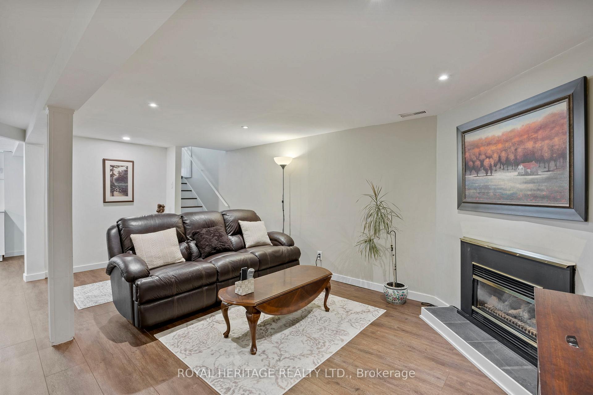 Photo 22 of 165 Hillcrest Drive, Whitby, Downtown Whitby — HOMEH