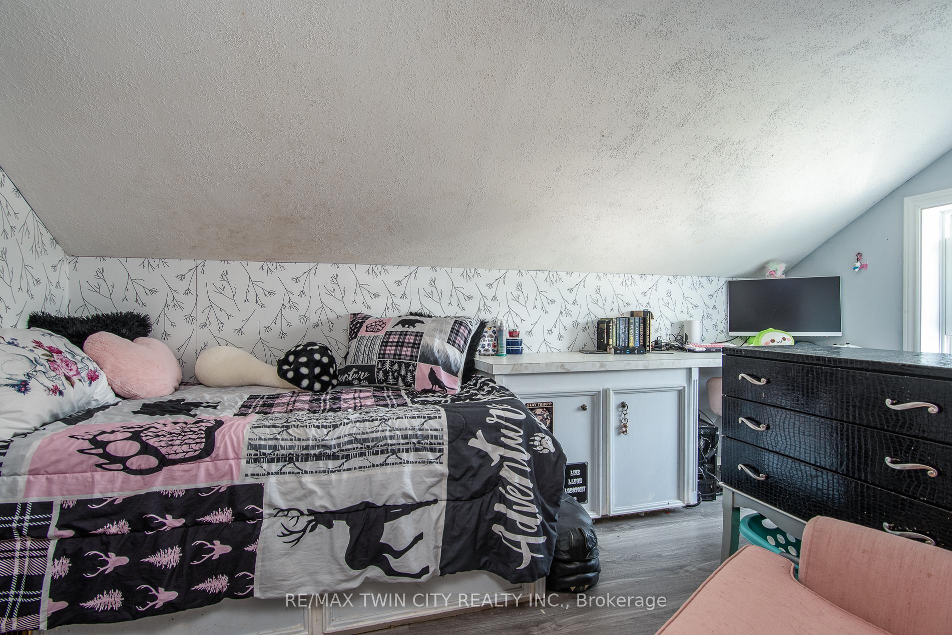 Photo 41 of 32 River Street, Woolwich — HOMEH