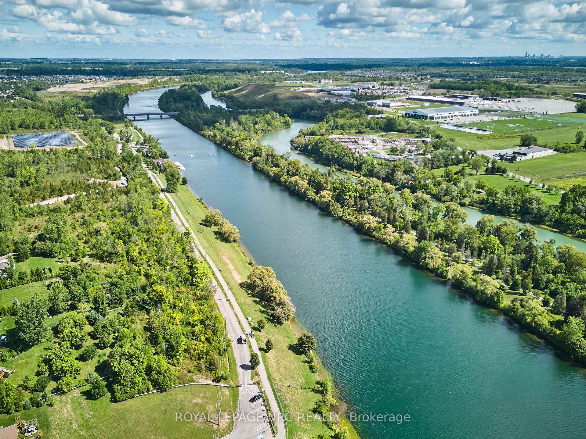 Photo 5 of 8 Stefanie Crescent, Welland, Prince Charles — HOMEH