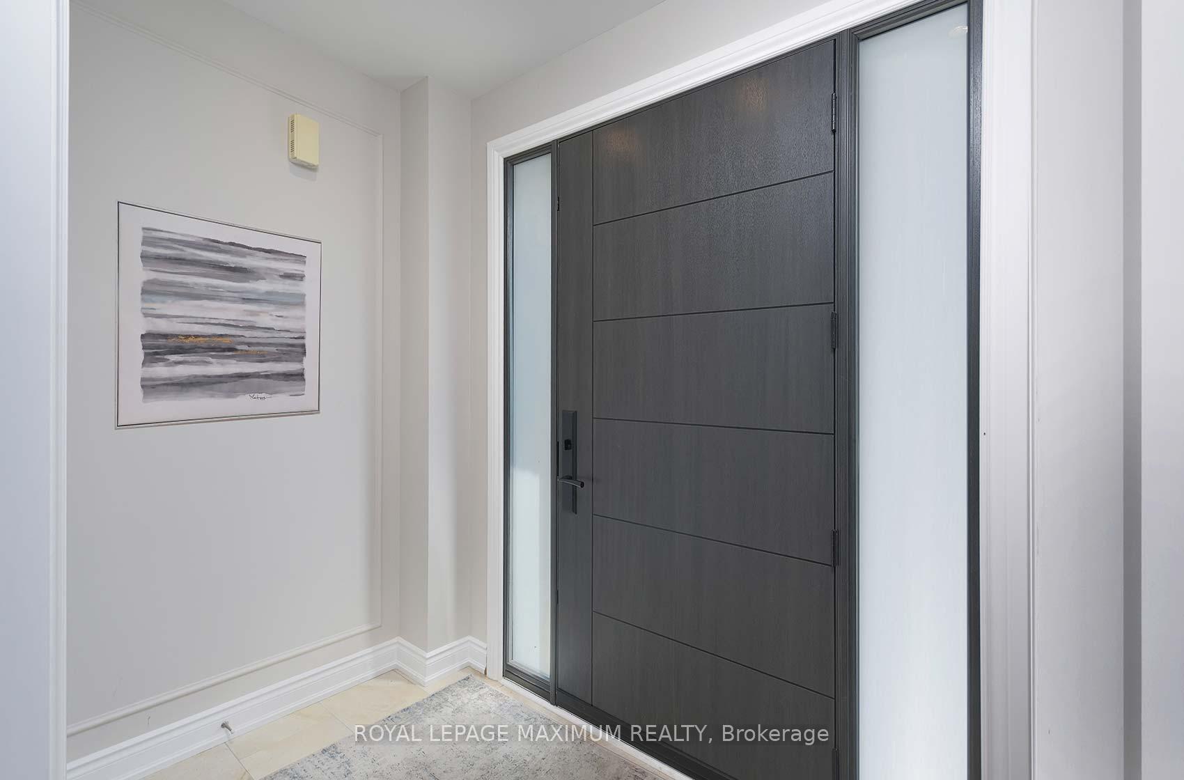 Photo 5 of 8 Sedgewick Place, Vaughan, Vellore Village — HOMEH