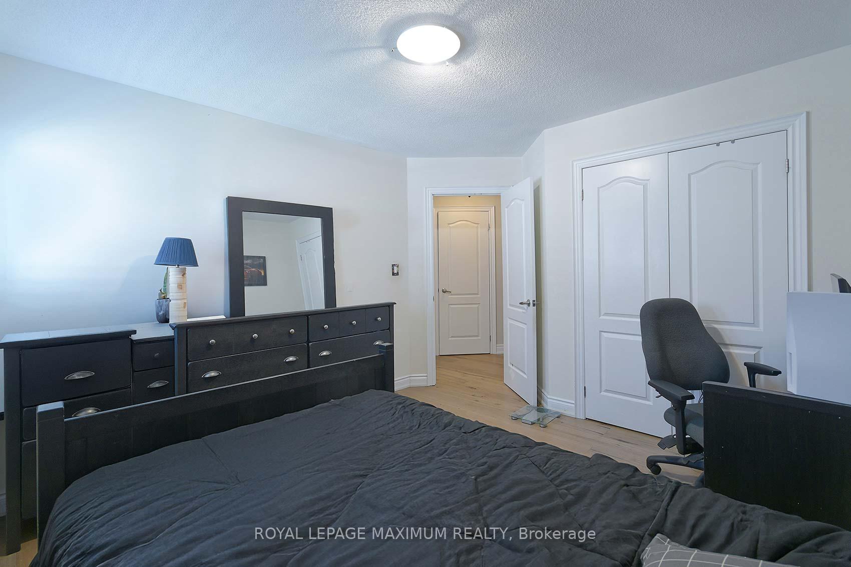 Photo 23 of 8 Sedgewick Place, Vaughan, Vellore Village — HOMEH