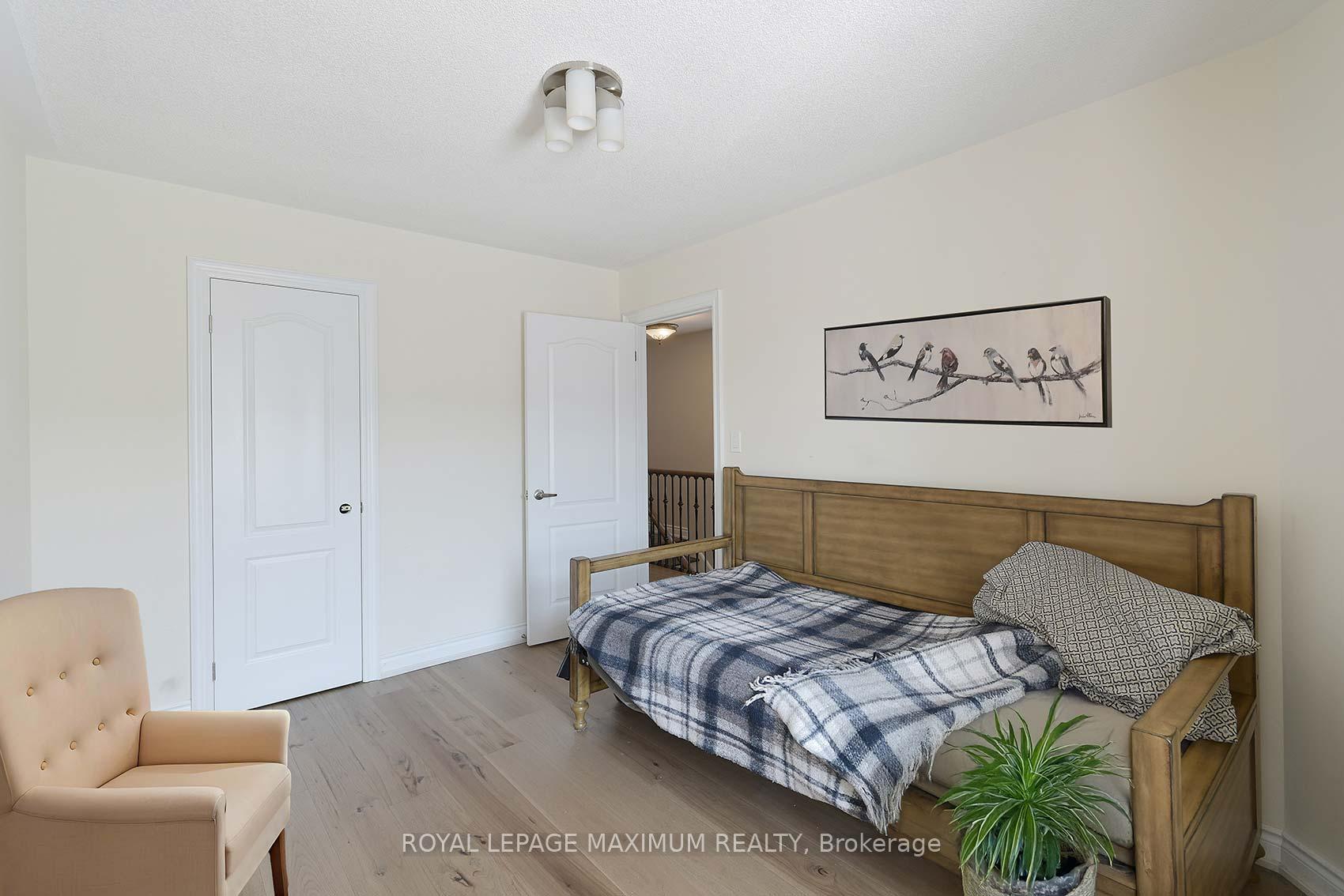 Photo 25 of 8 Sedgewick Place, Vaughan, Vellore Village — HOMEH