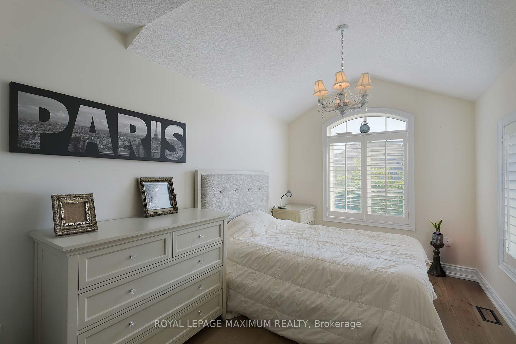 Photo 26 of 8 Sedgewick Place, Vaughan, Vellore Village — HOMEH