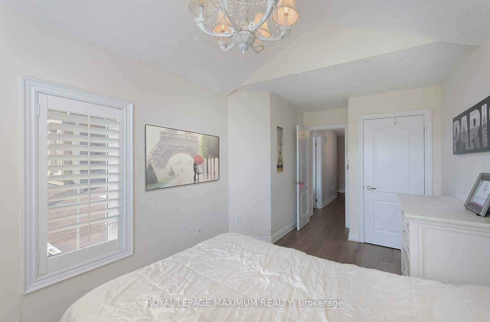 Photo 27 of 8 Sedgewick Place, Vaughan, Vellore Village — HOMEH
