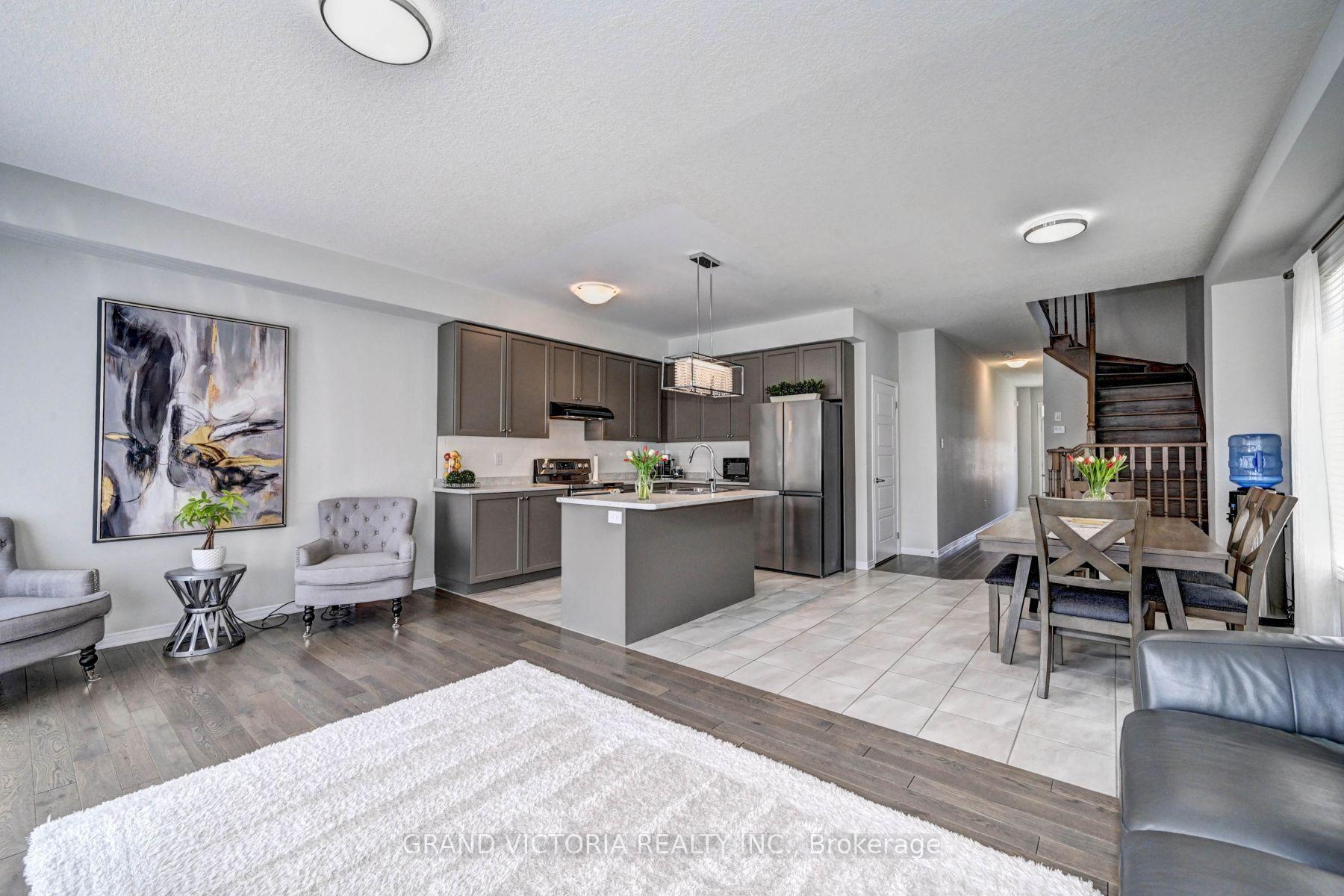Photo 5 of 55 Blacksmith Drive, Woolwich, Breslau — HOMEH