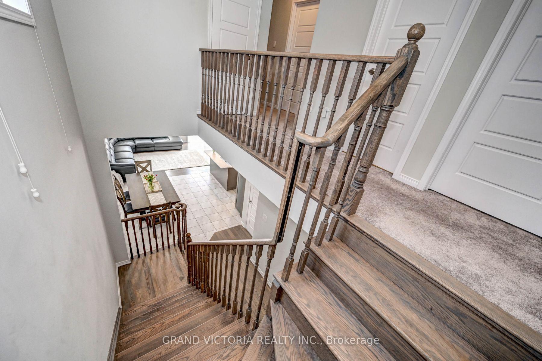Photo 10 of 55 Blacksmith Drive, Woolwich, Breslau — HOMEH