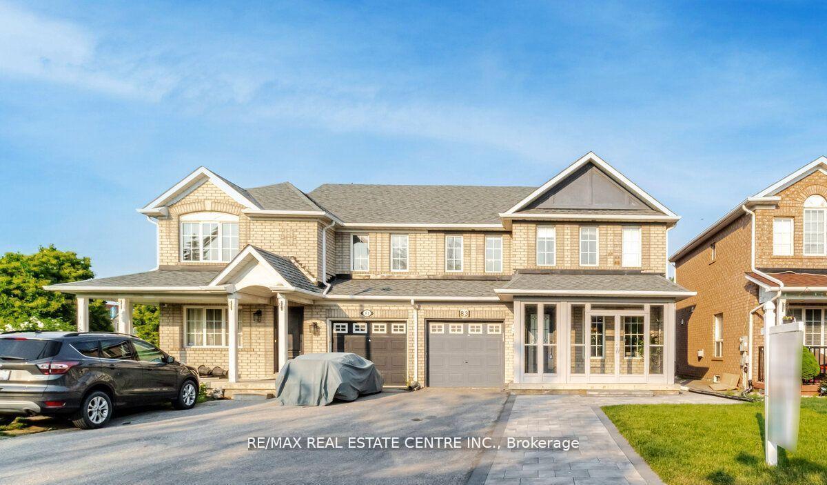 Front of Unit Upper, 83 Convoy Crescent