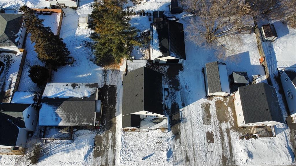Photo 3 of 117 Ottawa Street, West Nipissing, Sturgeon Falls — HOMEH