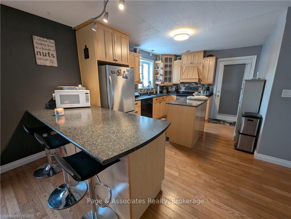 Photo 11 of 117 Ottawa Street, West Nipissing, Sturgeon Falls — HOMEH