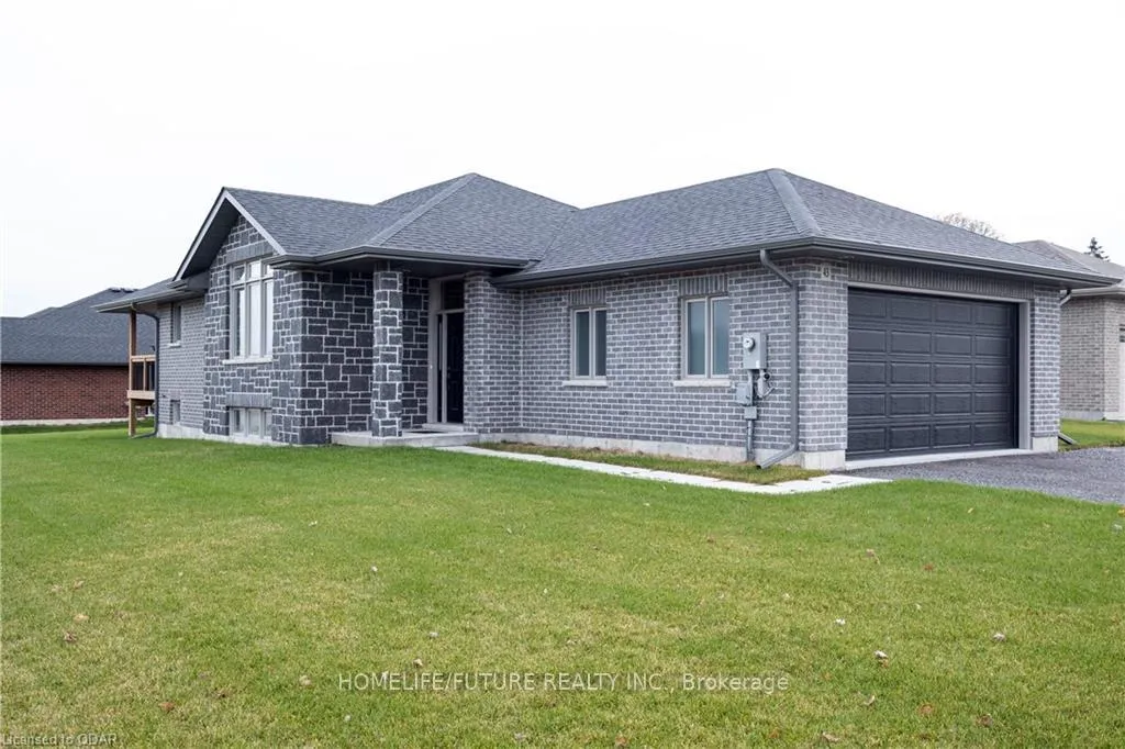 Photo 3 of 43 Chelford Crescent, Belleville, Belleville Ward — HOMEH