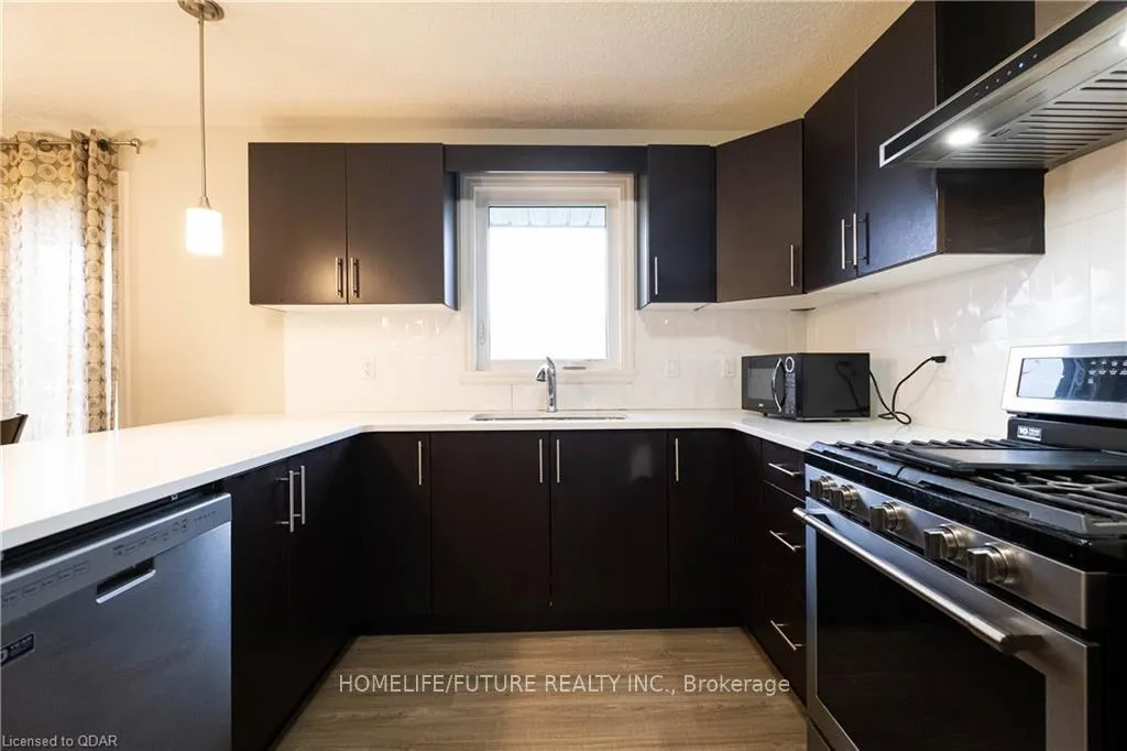 Photo 16 of 43 Chelford Crescent, Belleville, Belleville Ward — HOMEH