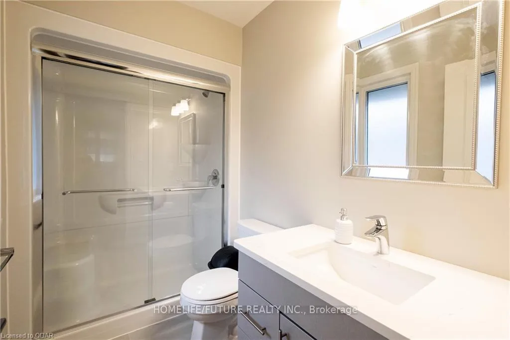 Photo 24 of 43 Chelford Crescent, Belleville, Belleville Ward — HOMEH