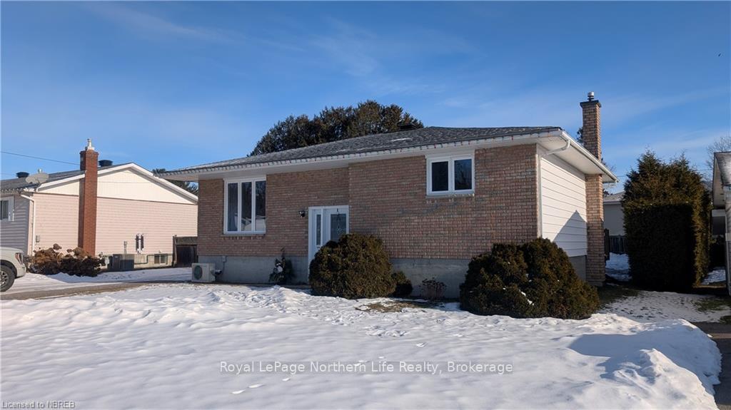 Photo 2 of 294 Belanger Street, West Nipissing, Sturgeon Falls — HOMEH