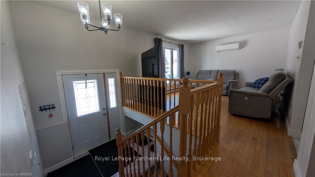 Photo 6 of 294 Belanger Street, West Nipissing, Sturgeon Falls — HOMEH