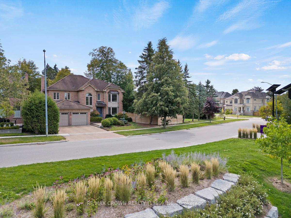 Photo 2 of 53 Cranberry Lane, Aurora, Aurora Highlands — HOMEH