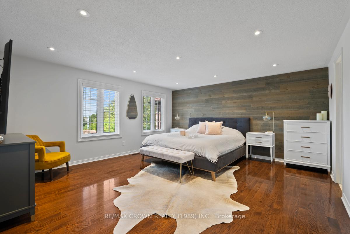 Photo 15 of 53 Cranberry Lane, Aurora, Aurora Highlands — HOMEH