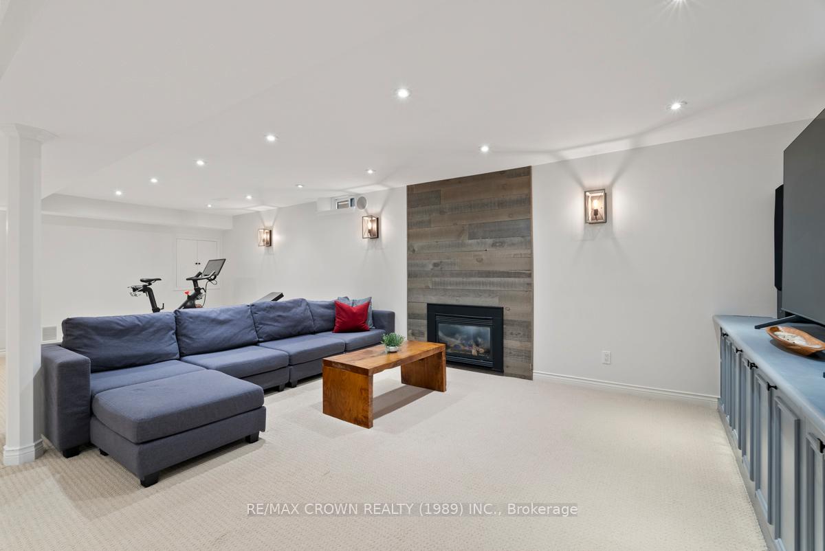 Photo 36 of 53 Cranberry Lane, Aurora, Aurora Highlands — HOMEH