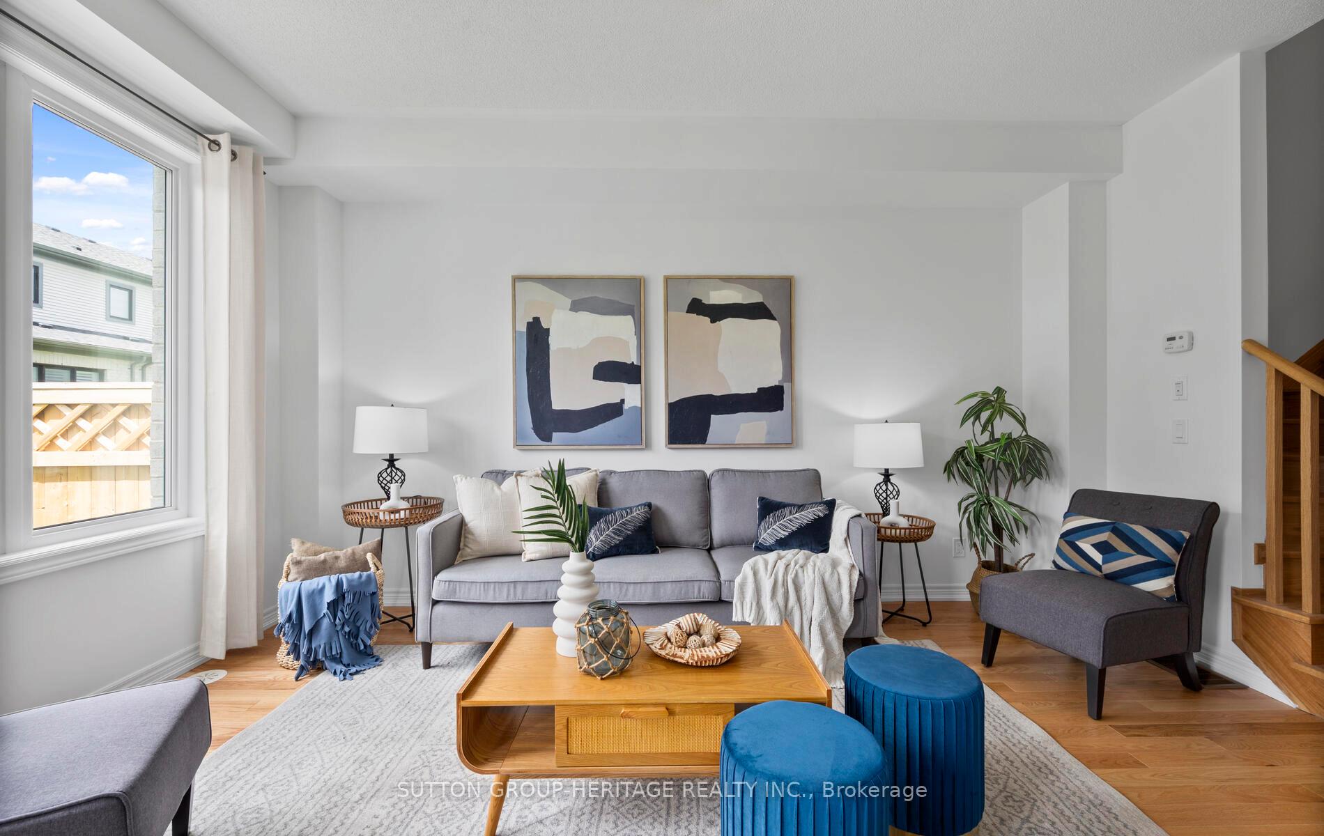 Photo 7 of 16 Sorbara Way, Whitby, Brooklin — HOMEH