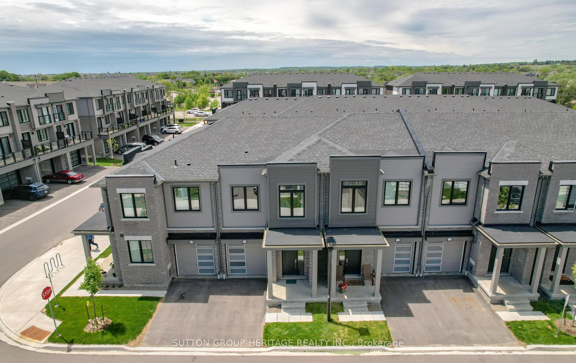 Photo 30 of 16 Sorbara Way, Whitby, Brooklin — HOMEH