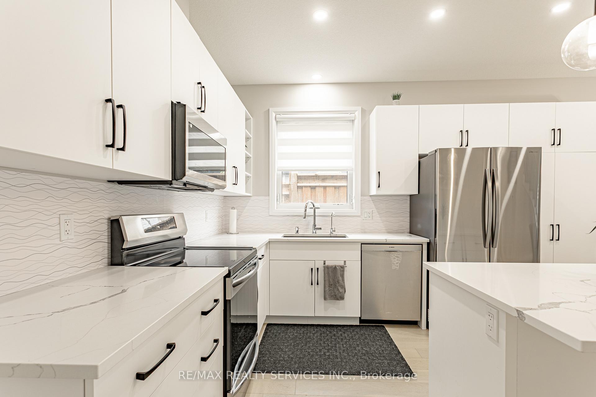 Photo 14 of 51 Wenger Road W, Woolwich, Elmira — HOMEH