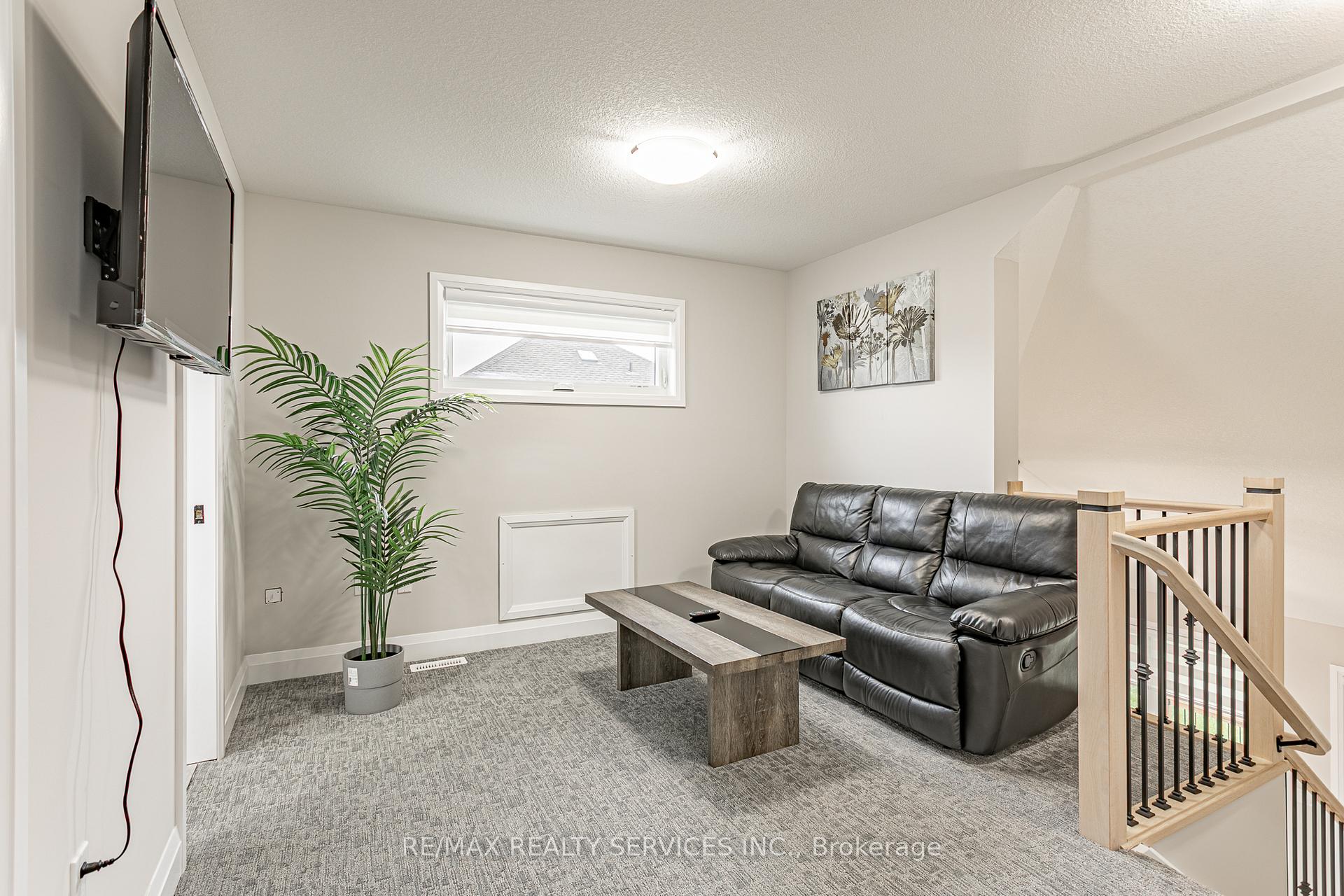 Photo 26 of 51 Wenger Road W, Woolwich, Elmira — HOMEH