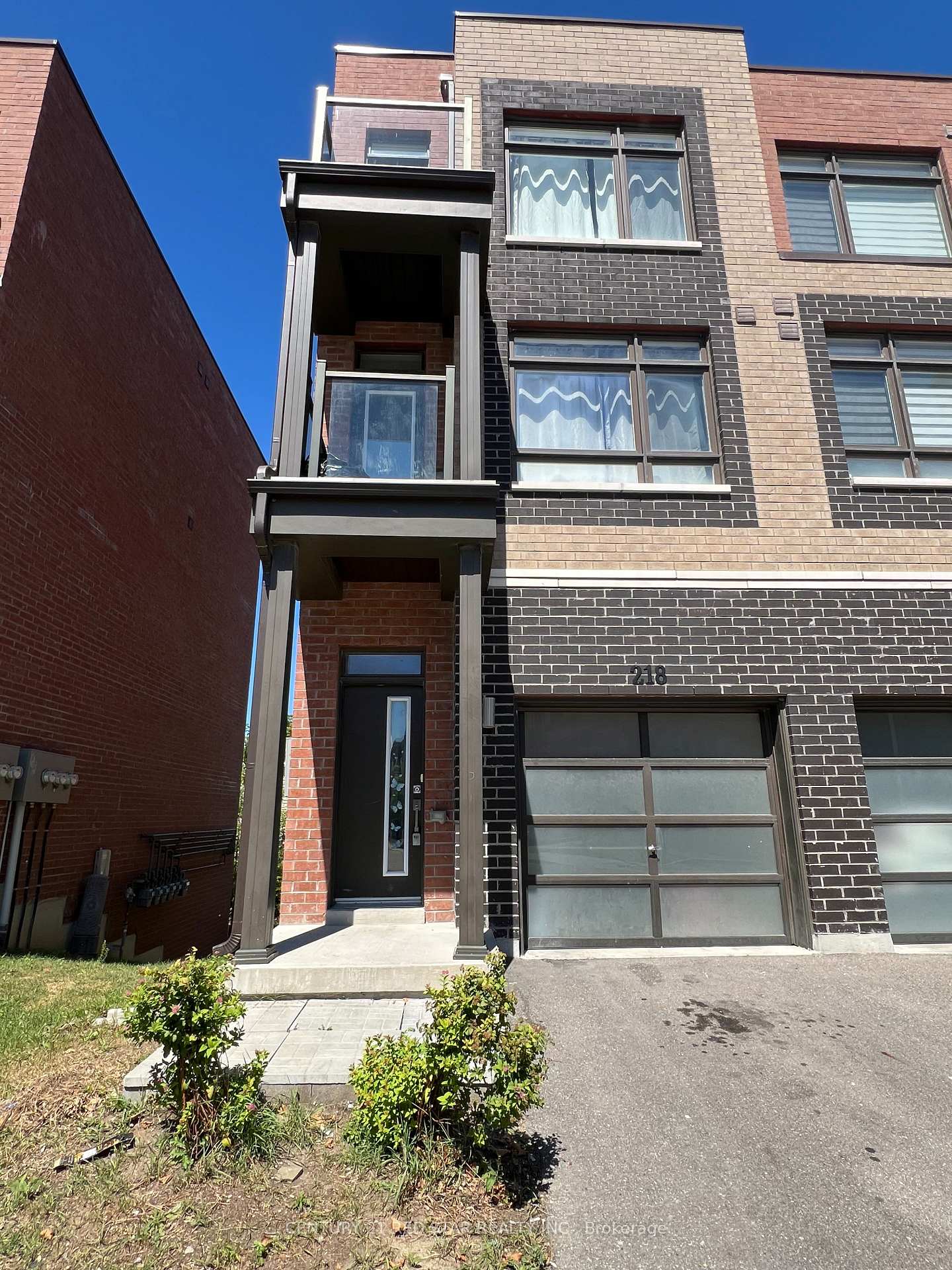 Photo 1 of 218 Dalhousie Street, Vaughan, Vaughan Grove — HOMEH