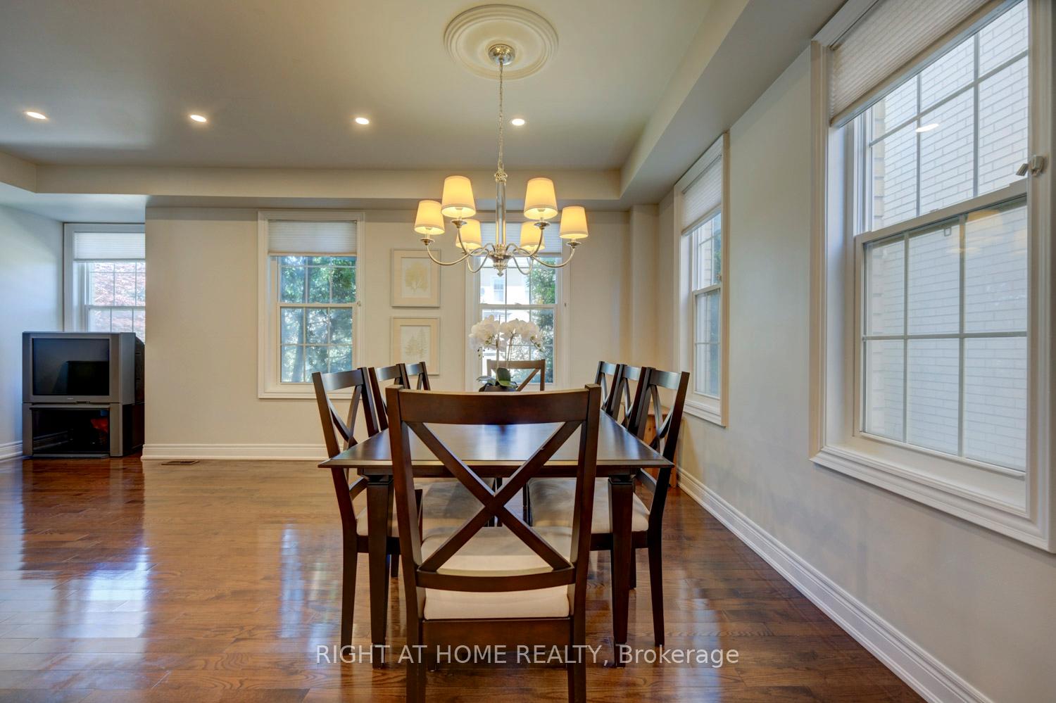 Photo 5 of 19 Charity Crescent, Markham, Cathedraltown — HOMEH