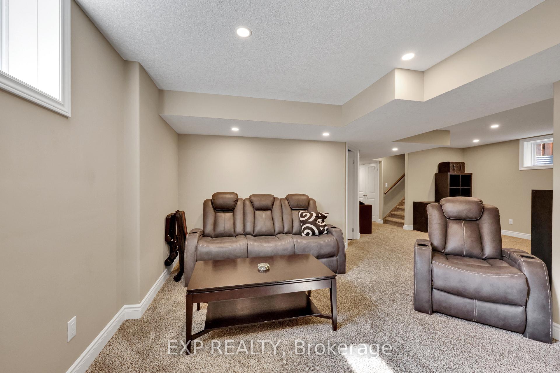 Photo 38 of 5 Oliver Crescent, Zorra, Thamesford — HOMEH