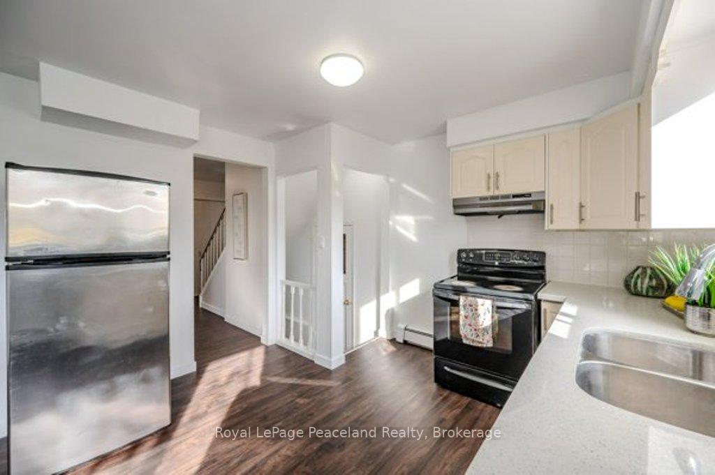 Photo 11 of 175 Cedarbrae Avenue, Waterloo — HOMEH