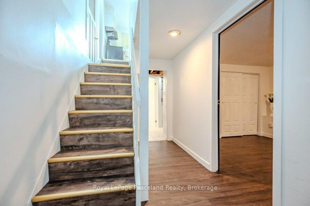 Photo 22 of 175 Cedarbrae Avenue, Waterloo — HOMEH