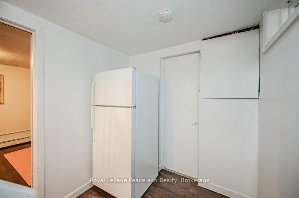 Photo 23 of 175 Cedarbrae Avenue, Waterloo — HOMEH