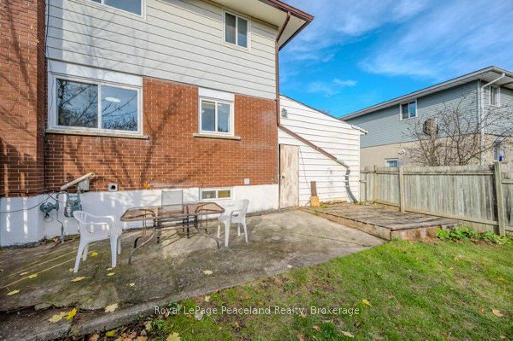 Photo 33 of 175 Cedarbrae Avenue, Waterloo — HOMEH
