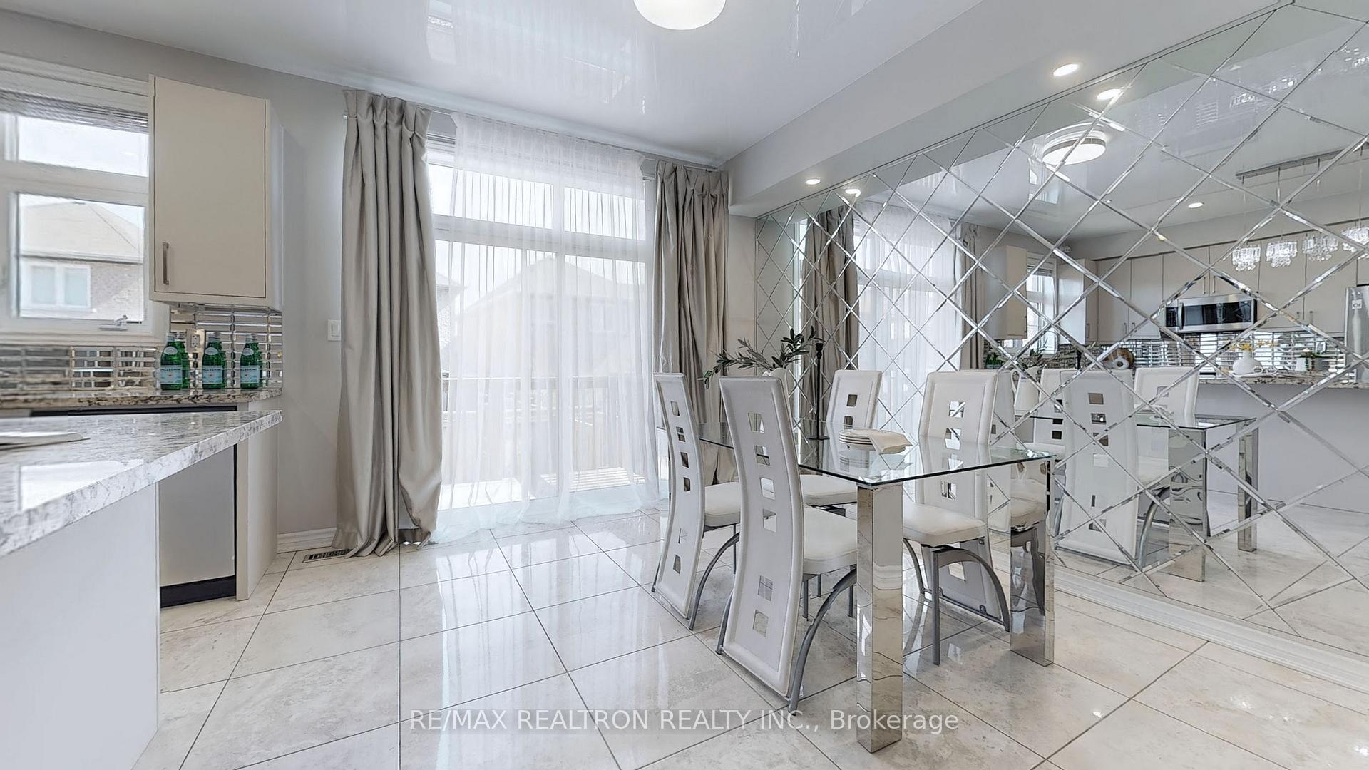 Photo 18 of 45 Vedette Way, Vaughan, Vellore Village — HOMEH