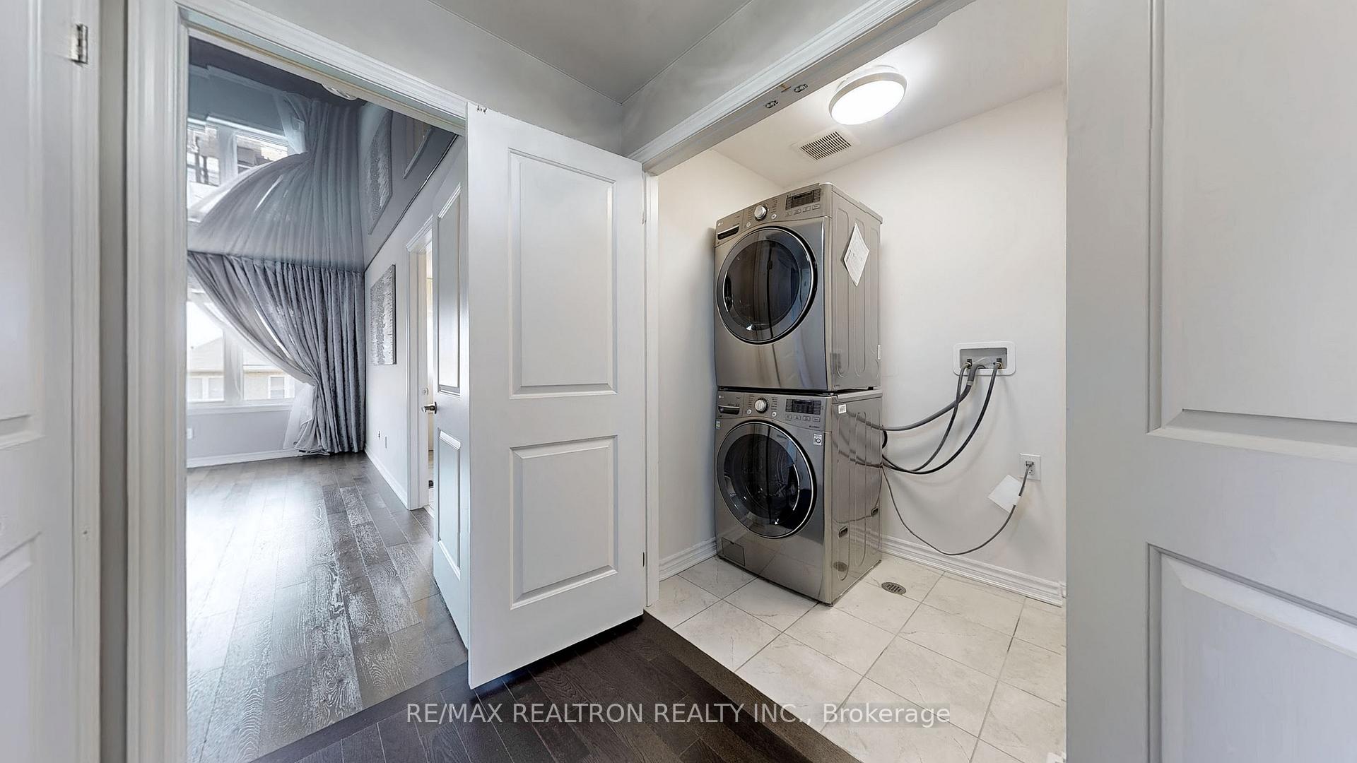 Photo 36 of 45 Vedette Way, Vaughan, Vellore Village — HOMEH