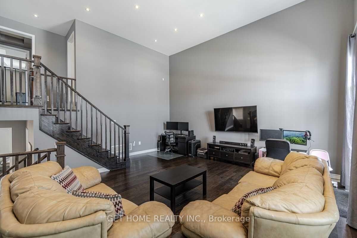 Photo 16 of Unit Main, 37 First Nations Trail, Vaughan, Kleinburg — HOMEH
