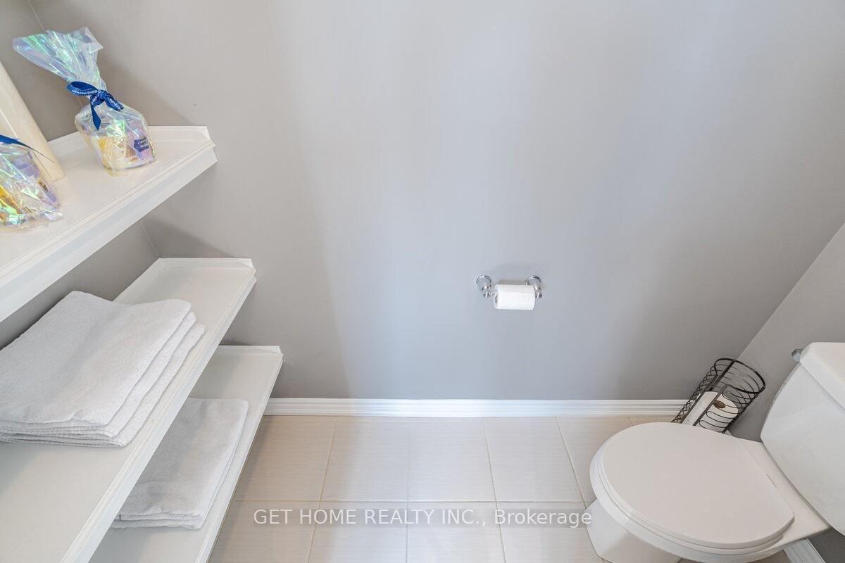 Photo 25 of Unit Main, 37 First Nations Trail, Vaughan, Kleinburg — HOMEH