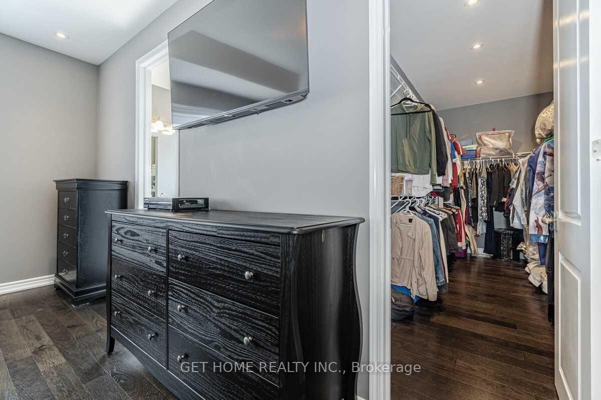 Photo 26 of Unit Main, 37 First Nations Trail, Vaughan, Kleinburg — HOMEH